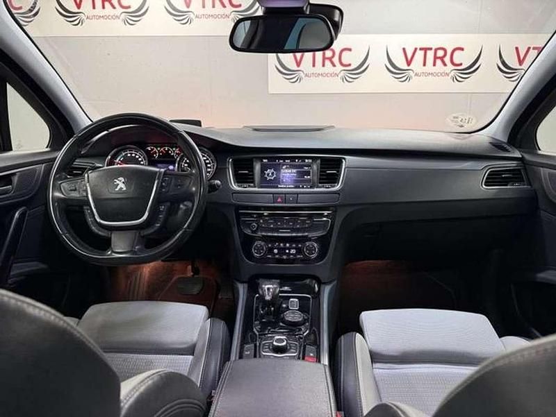 Usado Peugeot 508 RXH 200 CV (147 kW) 2013 Negro Familiar