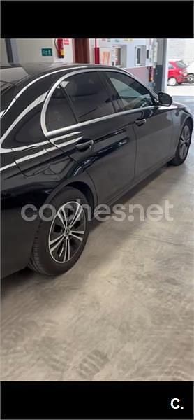 Usado Mercedes E220 194 CV (142 kW) 2020 Negro Berlina