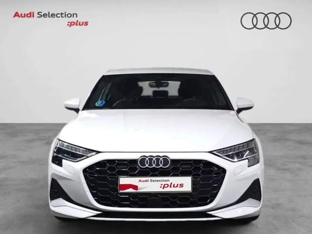 Usado Audi A3 Sportback Advanced 150 CV (110 kW) 2025 Blanco Utilitario