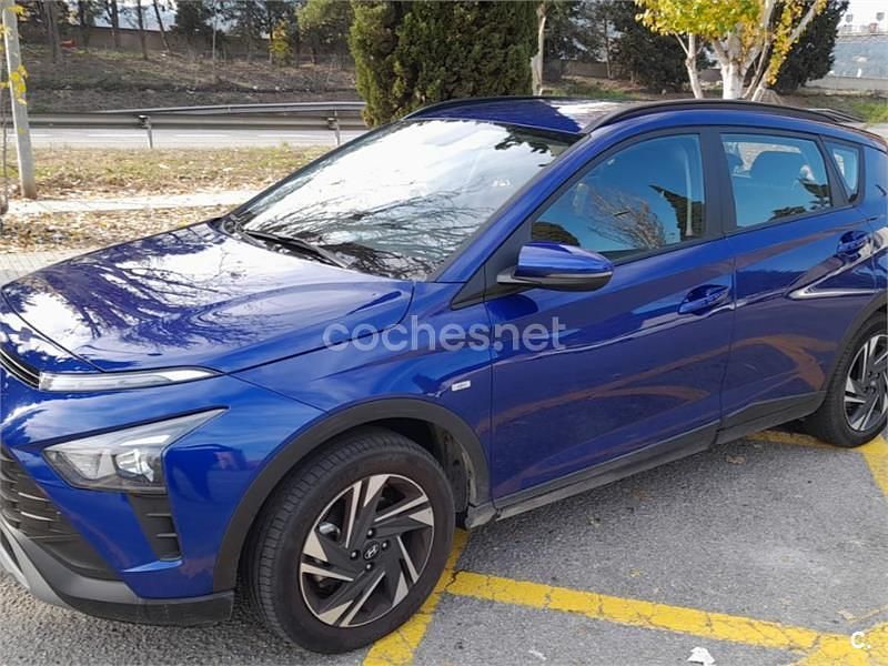 Usado Hyundai Bayon 100 CV (73 kW) 2023 Azul SUV