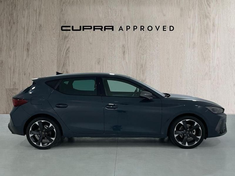 Usado Cupra Leon 150 CV (110 kW) 2025 Azul