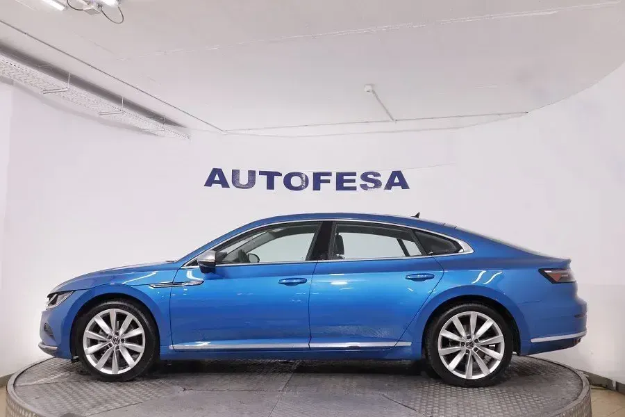 Usado VW Arteon Elegance 218 CV (160 kW) 2022 Azul