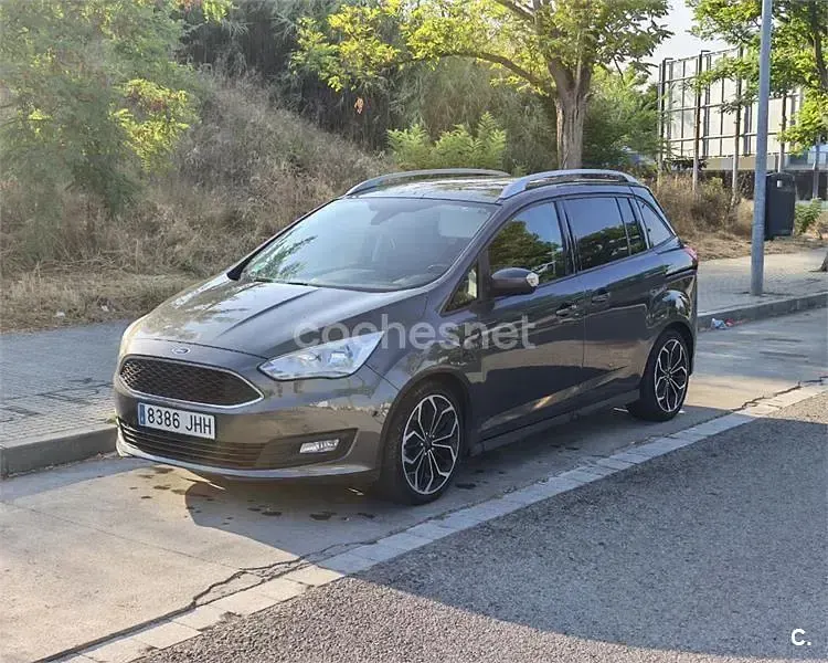 Usado Ford Grand C-Max Titanium 120 CV (88 kW) 2015 Negro Monovolumen