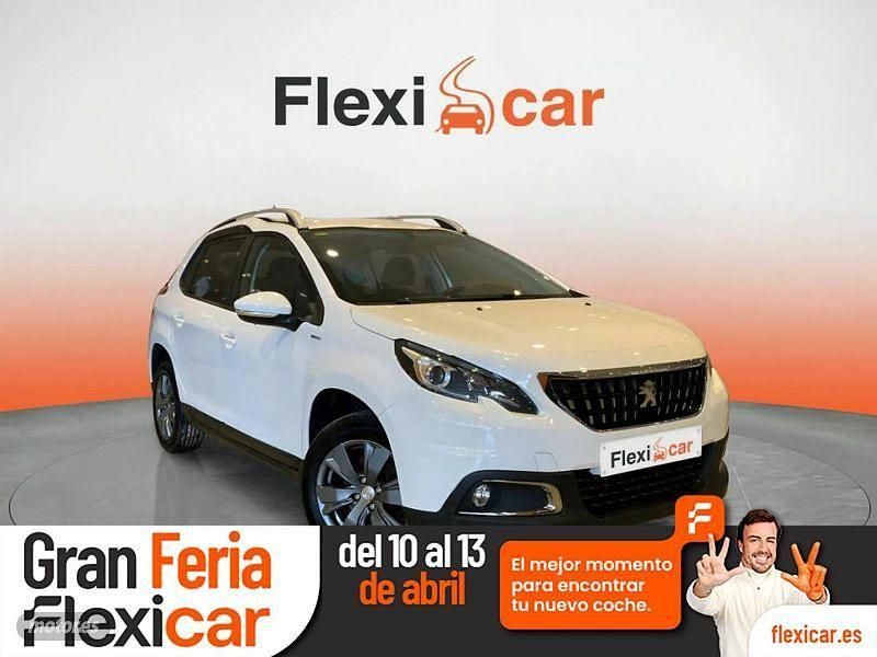 Usado Peugeot 2008 Allure 100 CV (73 kW) 2018 Blanco SUV
