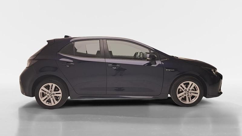 Usado Toyota Corolla Active 122 CV (89 kW) 2021 Azul Berlina