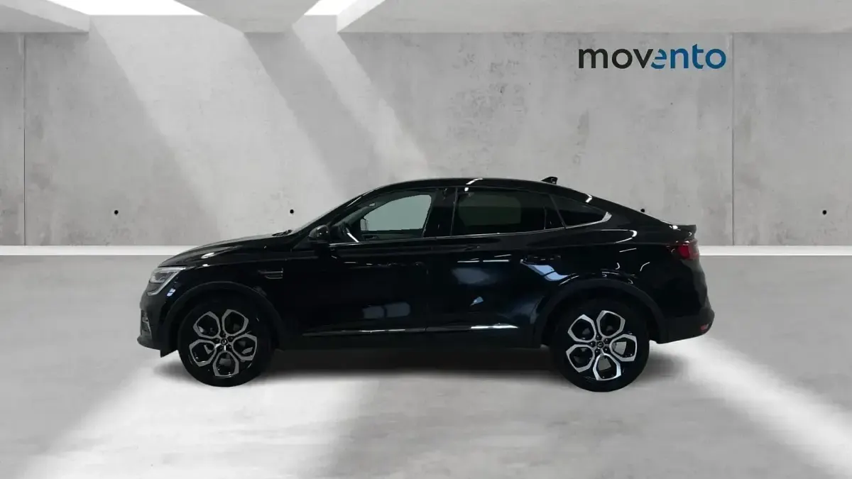 Usado Renault Arkana RS Line 140 CV (102 kW) 2021 Negro SUV