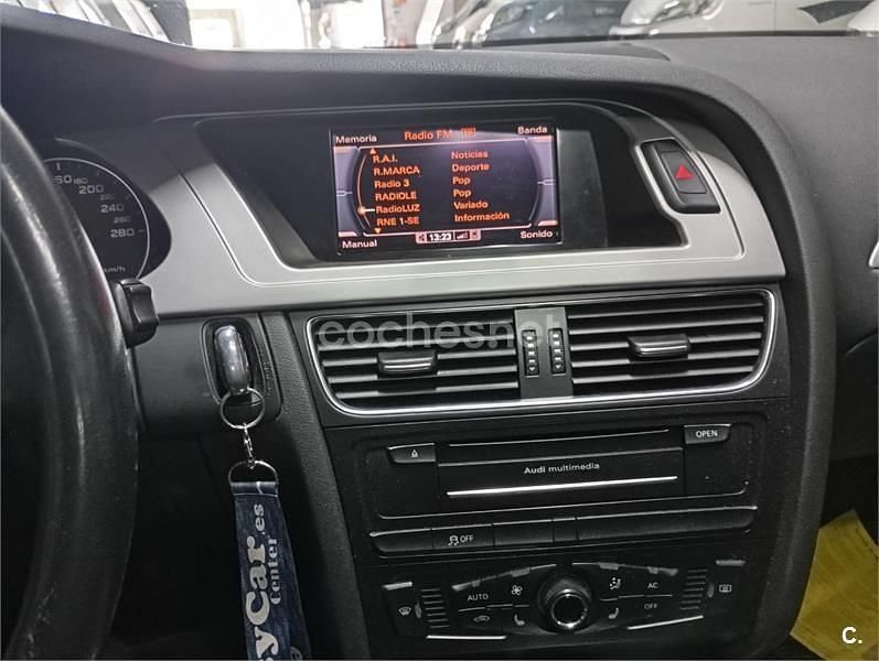 Azul Usado 2011 Audi A4 Familiar | 8000 € (Buen precio) - Imagen 1/4