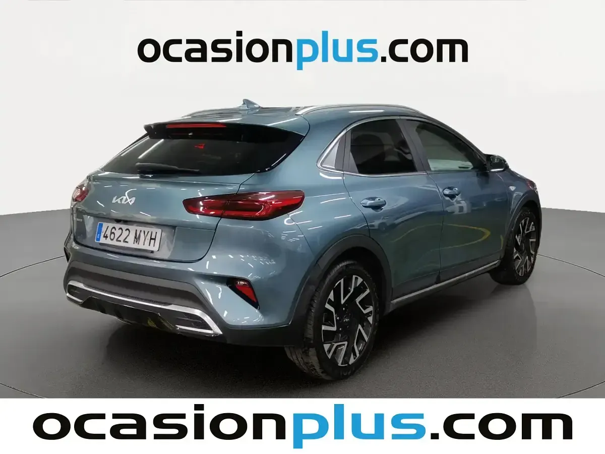 Usado Kia XCeed 100 CV (73 kW) 2025 Blanco SUV