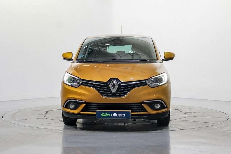 Usado Renault Scénic IV Intens 110 CV (80 kW) 2017 Naranja Monovolumen