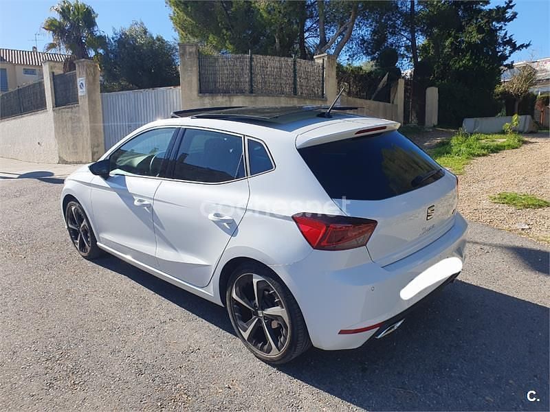 Usado Seat Ibiza FR 150 CV (110 kW) 2021 Blanco Berlina