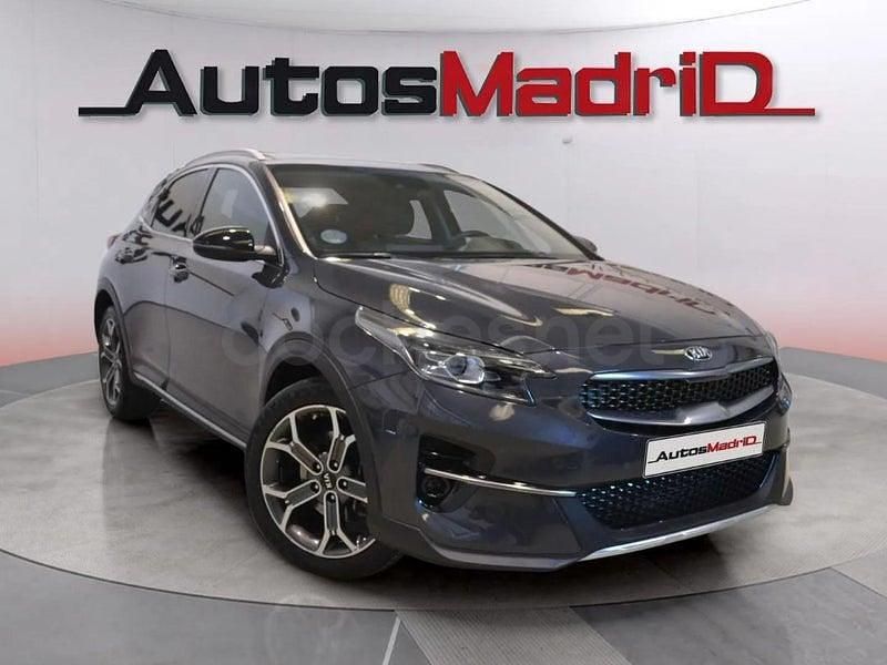 Usado Kia XCeed 160 CV (117 kW) 2021 Gris / plata SUV