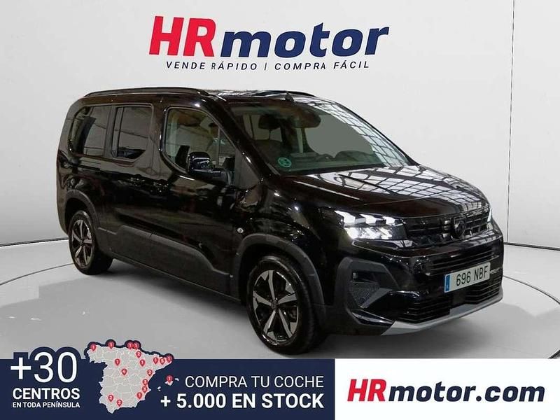 Usado Peugeot Rifter GT 132 CV (97 kW) 2024 Gris Monovolumen