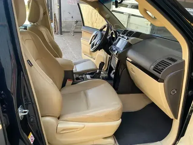 Usado Toyota Land Cruiser 177 CV (130 kW) 2017 Azul SUV