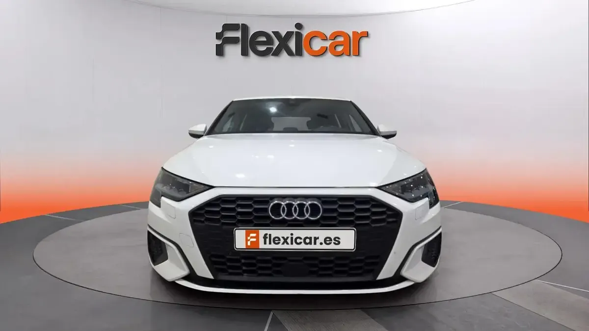 Usado Audi A3 Advanced Plus 116 CV (85 kW) 2024 Blanco Berlina