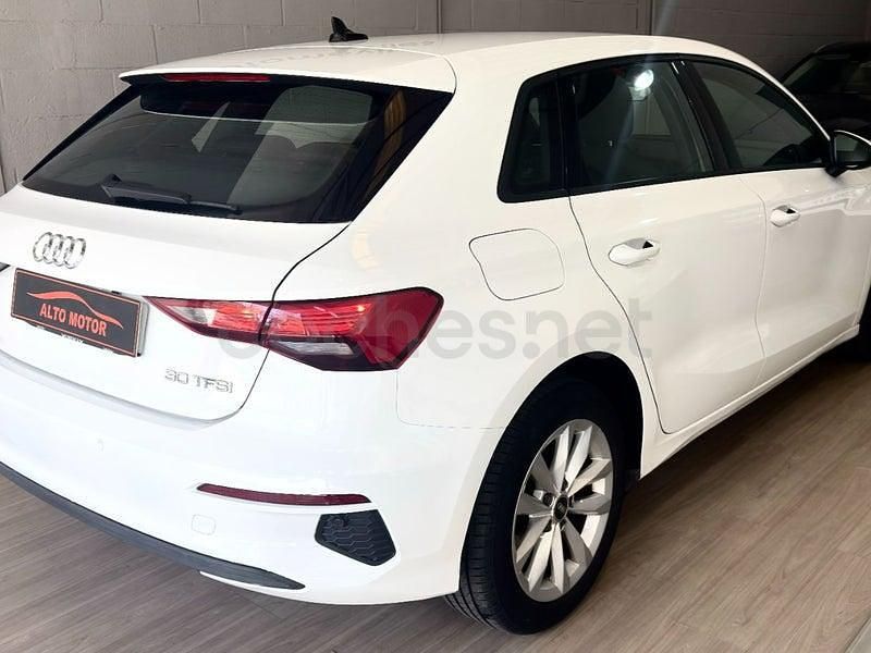 Usado Audi A3 Advanced Plus 110 CV (80 kW) 2021 Blanco Berlina