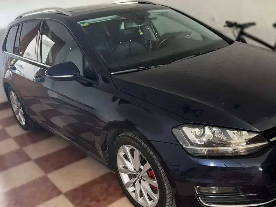 Usado VW Golf VII Sport 116 CV (85 kW) 2015 Azul Familiar