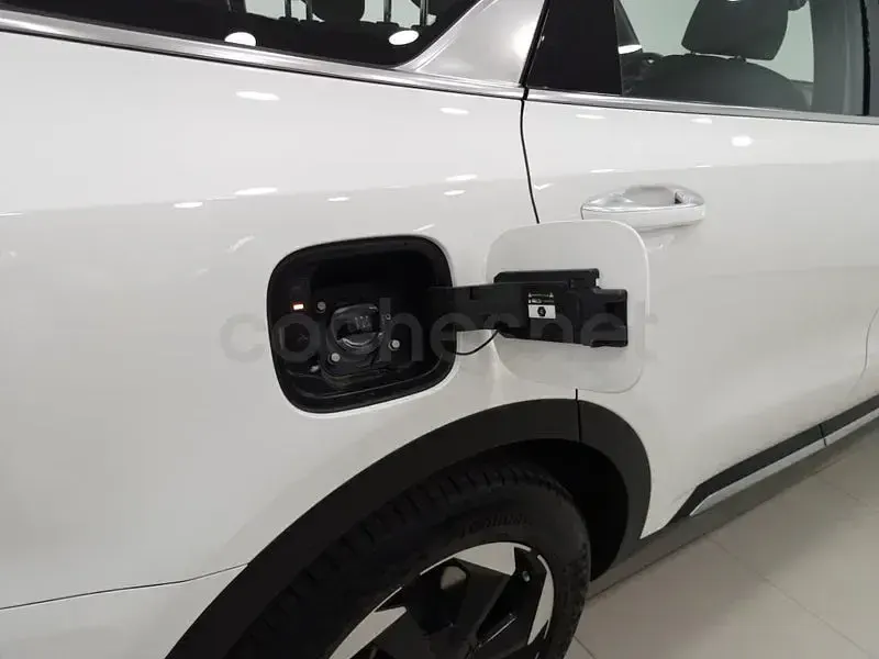 Usado Kia Sorento 252 CV (185 kW) 2025 Blanco SUV