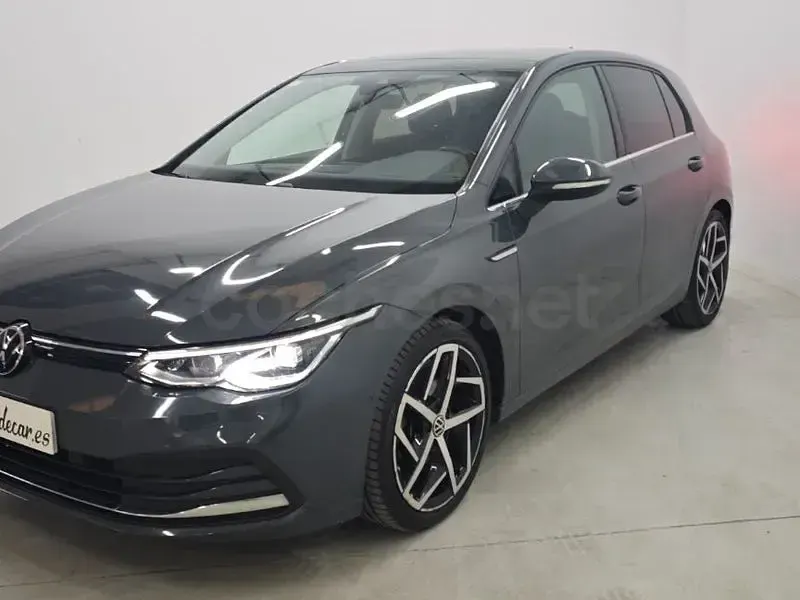 Usado VW Golf VII Style 150 CV (110 kW) 2020 Gris / plata Berlina