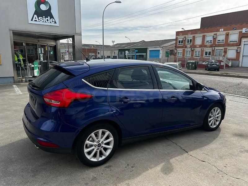 Usado Ford Focus Sport 150 CV (110 kW) 2016 Azul Berlina