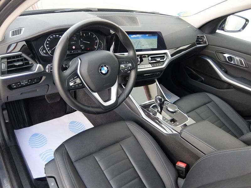 Usado BMW 318 Exclusive 150 CV (110 kW) 2021 Azul Berlina