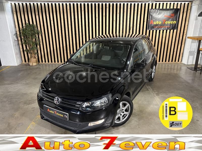 Usado VW Polo Advance 75 CV (55 kW) 2012 Negro Berlina