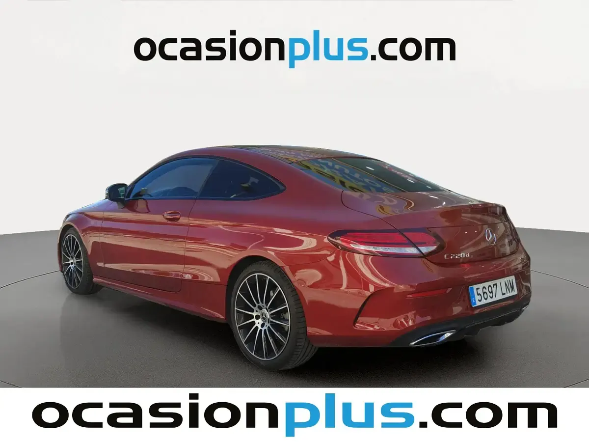 Usado Mercedes 220 AMG 194 CV (142 kW) 2021 Rojo Coupe