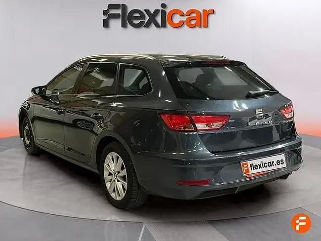 Käytetty Seat Leon Reference 115 HP (84 kW) 2019 Valkoinen Farmari