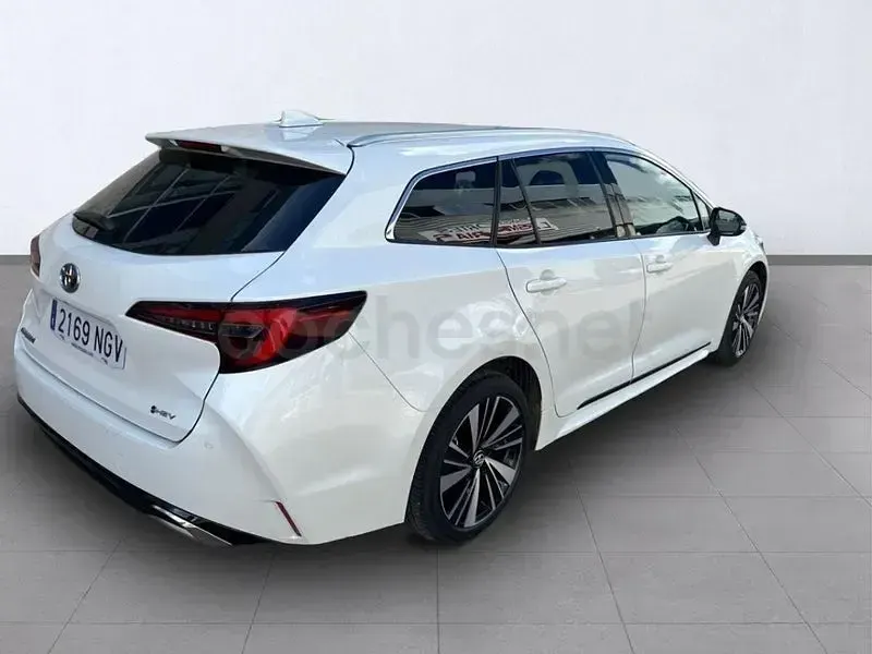 Occasion Toyota Corolla 140 PK (102 kW) 2025 Wit Sedan