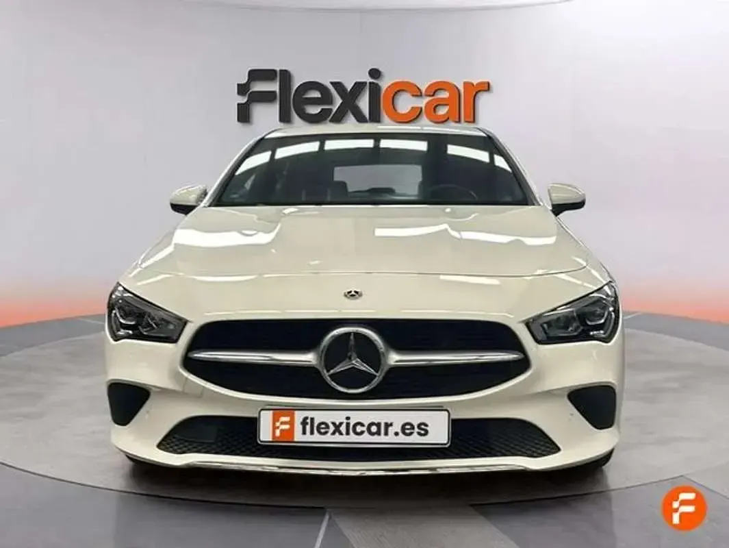Usado Mercedes CLA250e Shooting Brake 218 CV (160 kW) 2023 Blanco Familiar