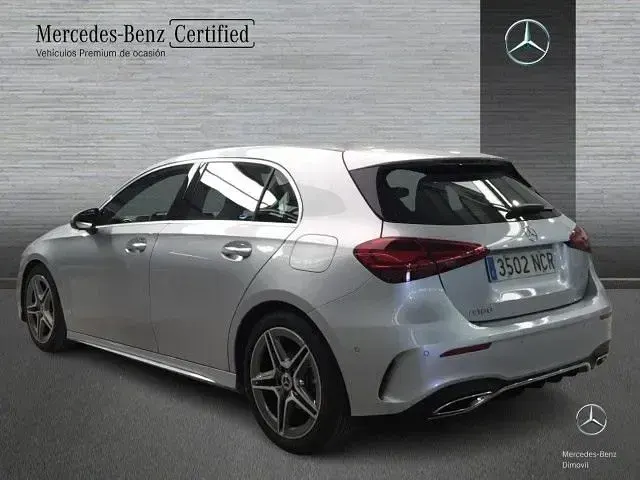 Usado Mercedes A180 136 CV (100 kW) 2026 Plata hightech