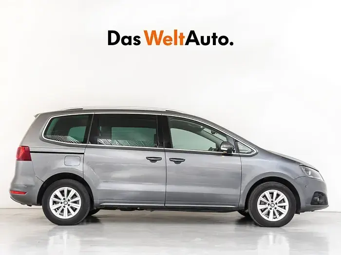 Usado Seat Alhambra Style 150 CV (110 kW) 2022 Gris