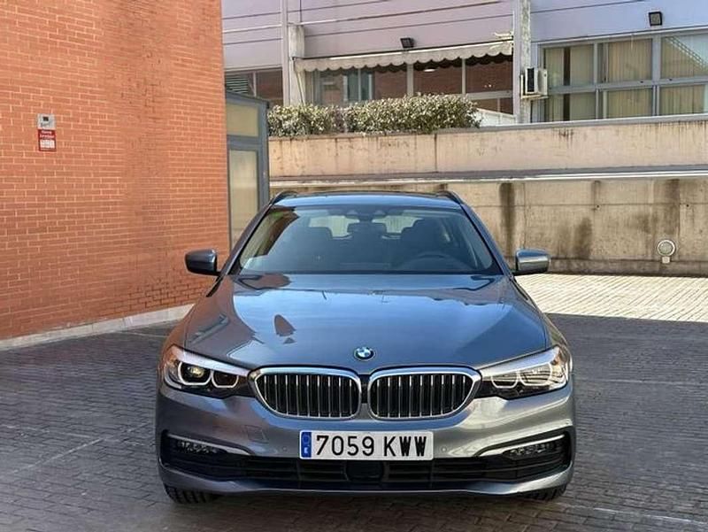 Usado BMW 520 Comfort Edition 190 CV (139 kW) 2019 Azul Familiar