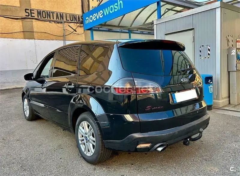 Usado Ford S-MAX Trend 140 CV (102 kW) 2008 Negro Monovolumen