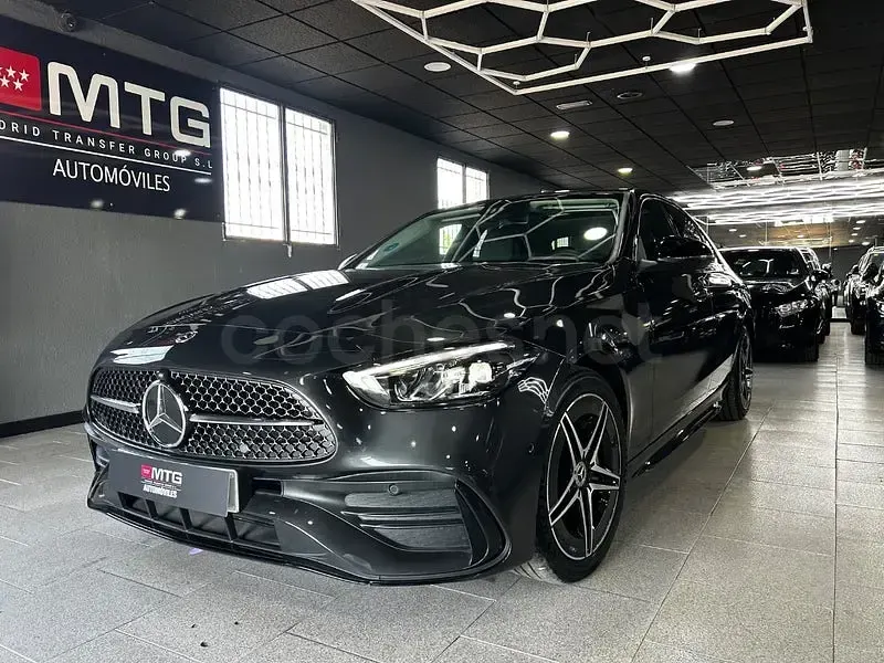 Usado Mercedes C300e 313 CV (230 kW) 2023 Gris / plata Berlina
