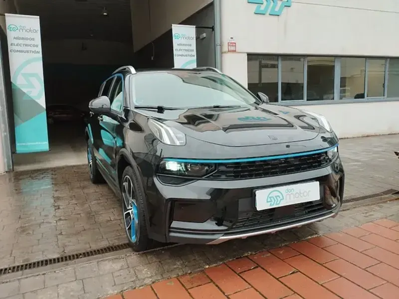 Usado Lynk & Co 01 261 CV (191 kW) 2024 Negro SUV