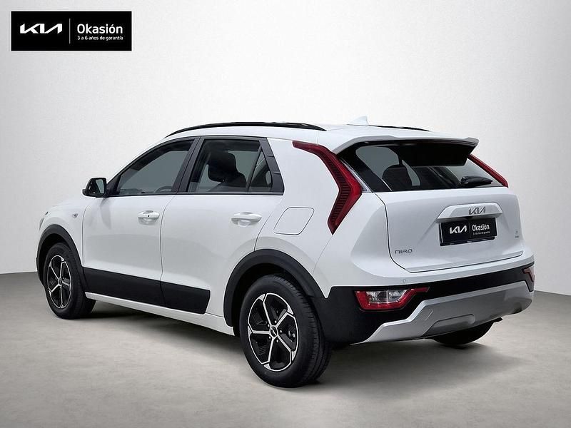 Usado Kia Niro 141 CV (103 kW) 2025 Blanco SUV