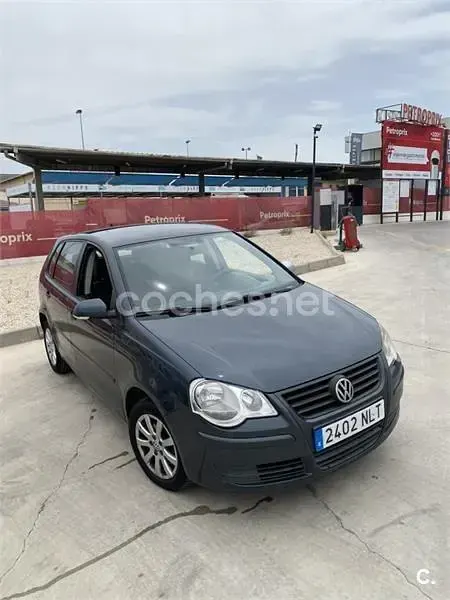 Usado VW Polo Edition 80 CV (58 kW) 2008 Negro Utilitario