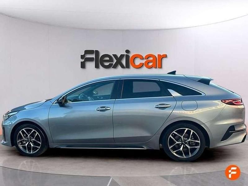 Usado Kia ProCeed GT-Line 136 CV (100 kW) 2020 Gris Familiar