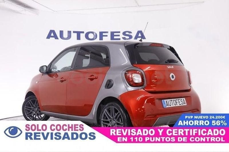 Usado Smart ForFour Passion 90 CV (66 kW) 2016 Granate Utilitario