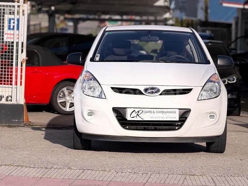 Blanco Usado 2010 Hyundai i20 Classic Berlina | 6490 € (Precio justo) - Imagen 1/4