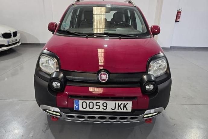 Usado Fiat Panda Cross Cross 95 CV (69 kW) 2015 Utilitario