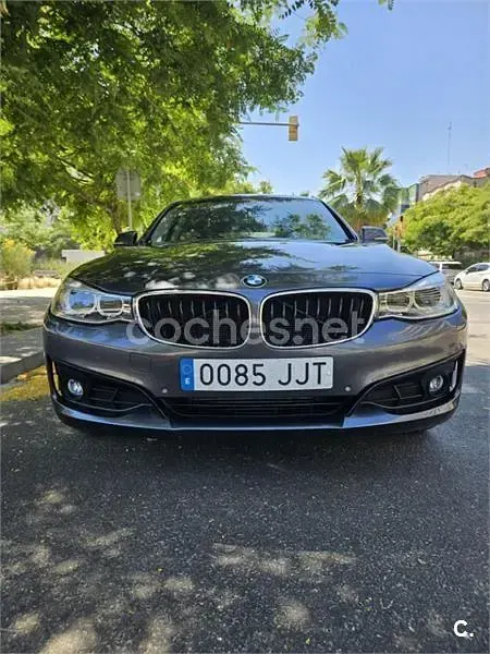 Usado BMW 320 Sport Line 184 CV (135 kW) 2015 Gris / plata Berlina