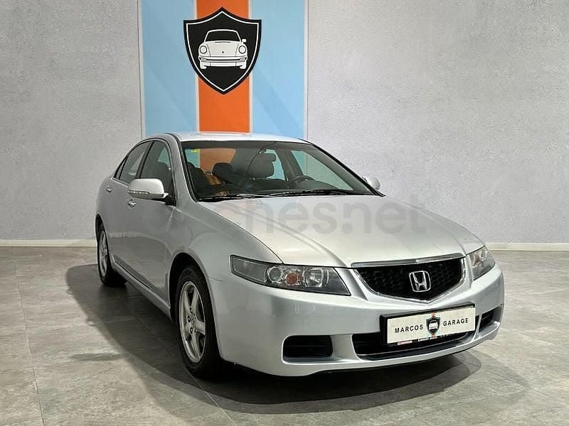 Usado Honda Accord Sport 140 CV (102 kW) 2004 Gris / plata Berlina