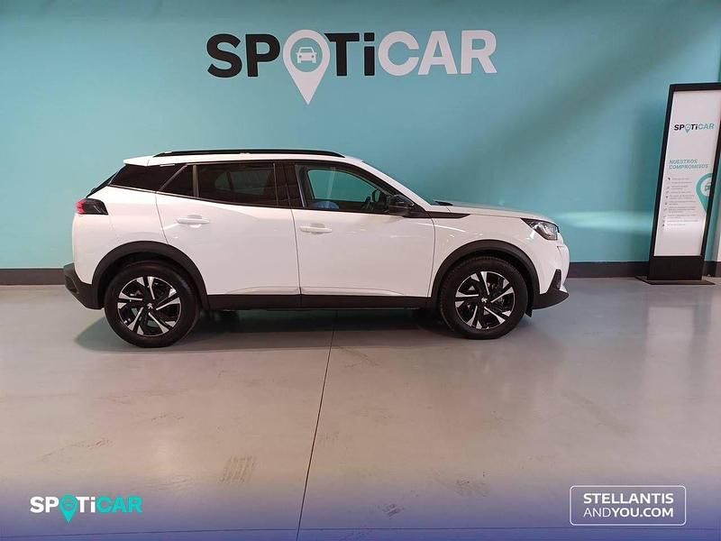 Usado Peugeot 2008 Allure 130 CV (95 kW) 2022 Blanco SUV