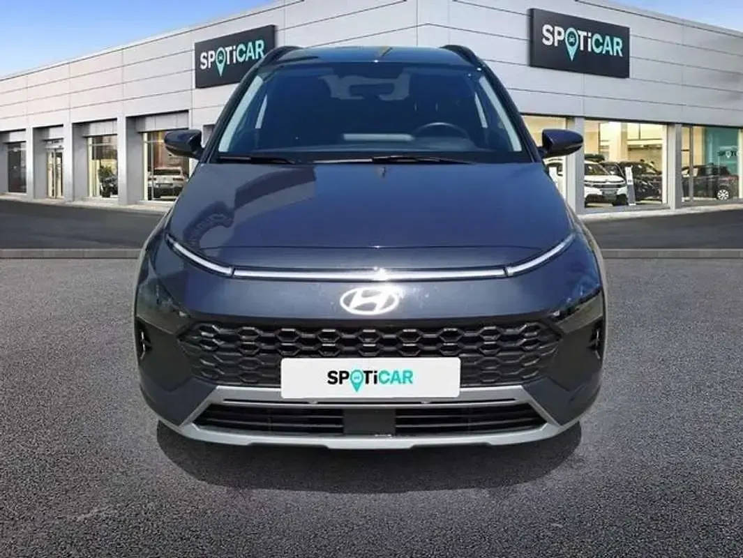 Usado Hyundai Bayon 80 CV (58 kW) 2025 Gris SUV