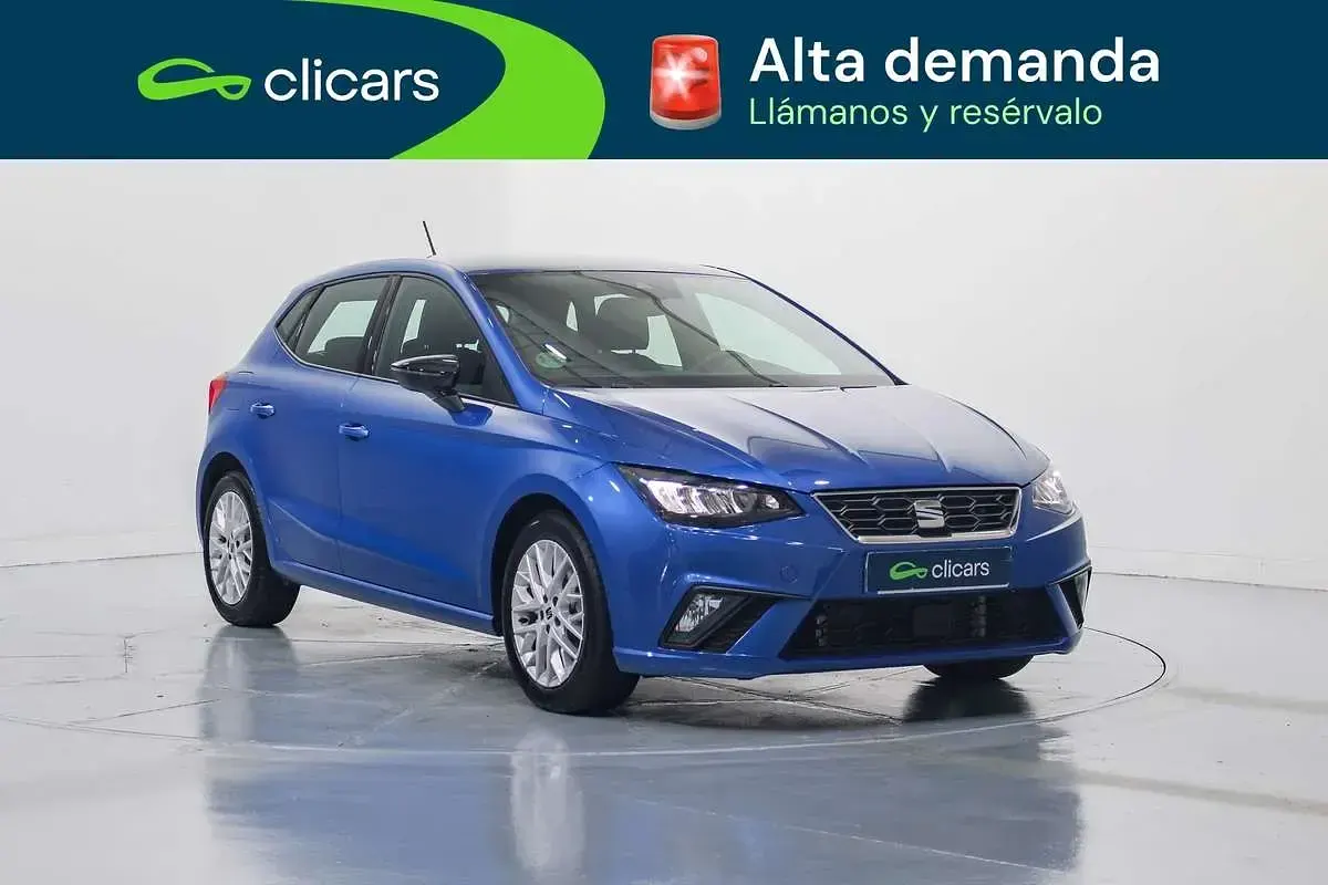 Usado Seat Ibiza FR 116 CV (85 kW) 2025 Azul Utilitario