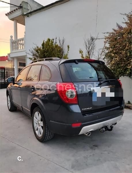 Usado Chevrolet Captiva 150 CV (110 kW) 2007 Gris / plata SUV