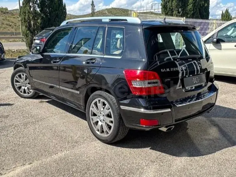 Usado Mercedes GLK220 Executive 170 CV (125 kW) 2011 Negro SUV