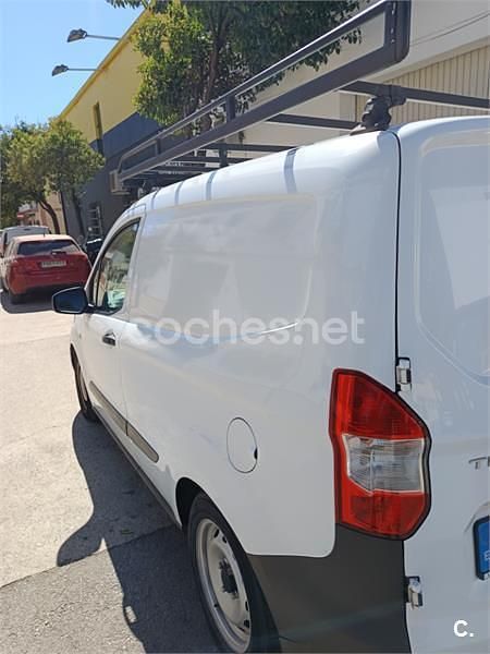 Usado Ford Transit Connect Trend 100 CV (73 kW) 2015 Blanco Monovolumen