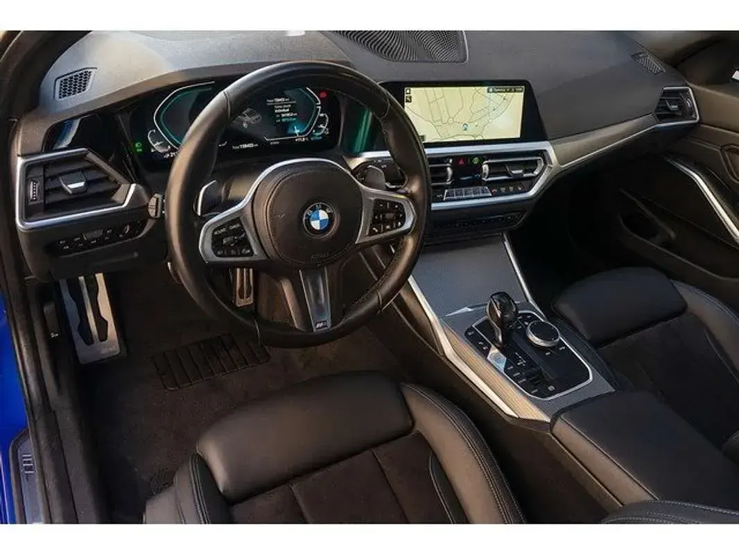 Usado BMW 330e Sport Line 292 CV (214 kW) 2020 Azul Berlina